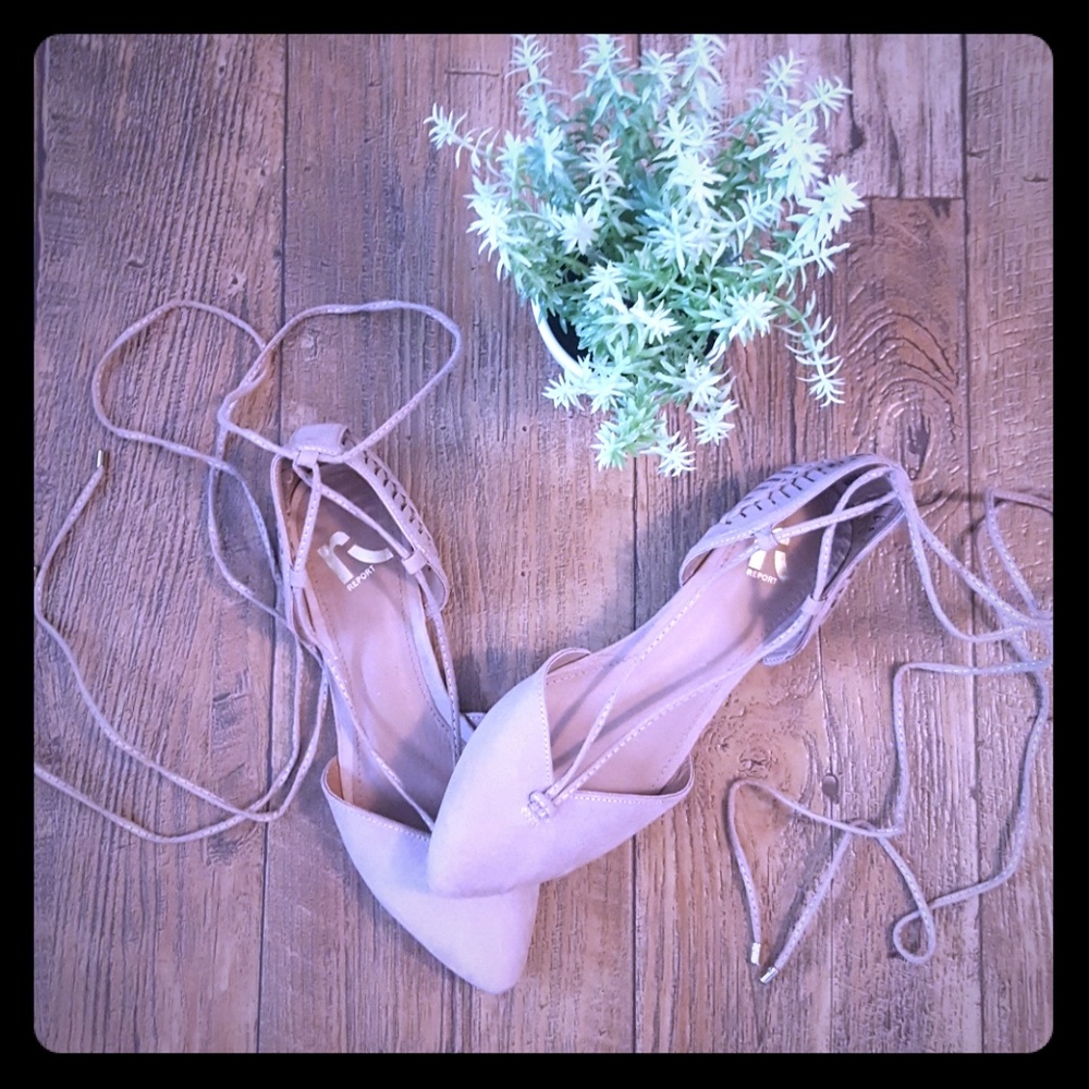 NWOT Report D'orsay strappy pointed toe flats